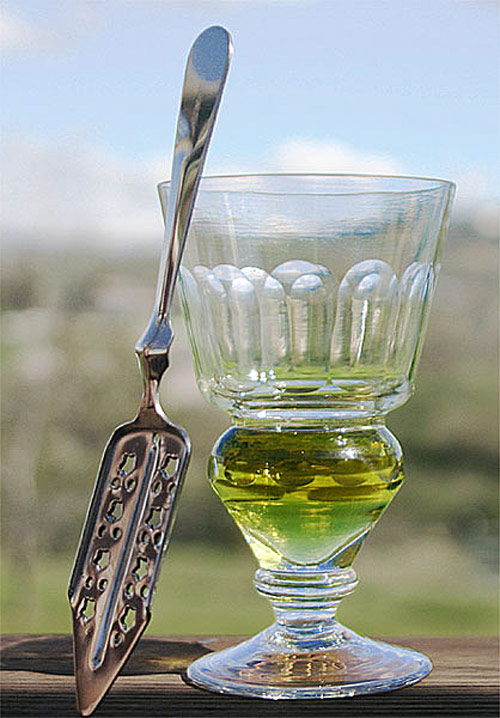 Absinthe glass