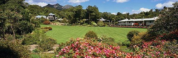 Pukeiti gardens